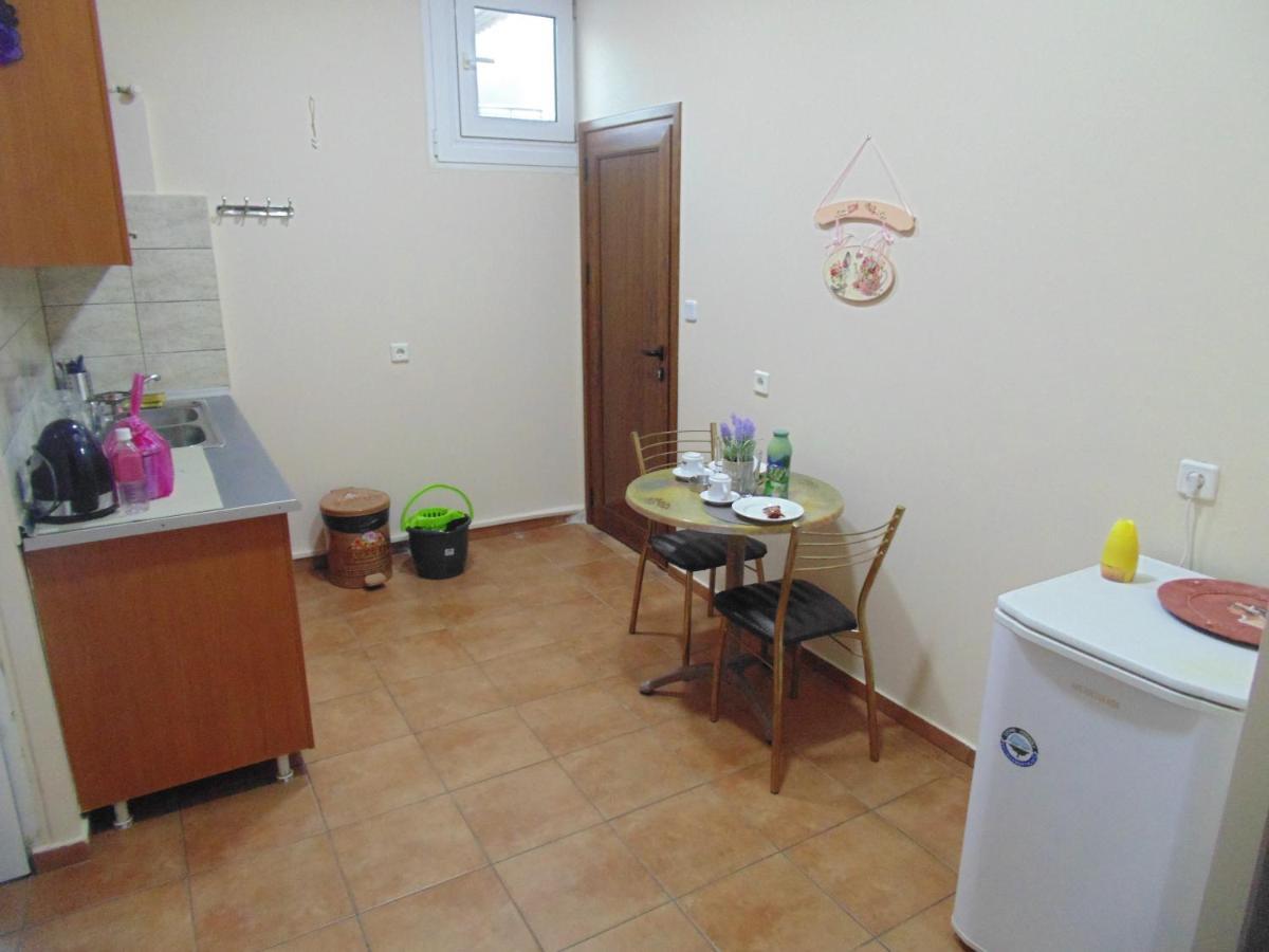 Elisian Studios Nea Karvali Esterno foto